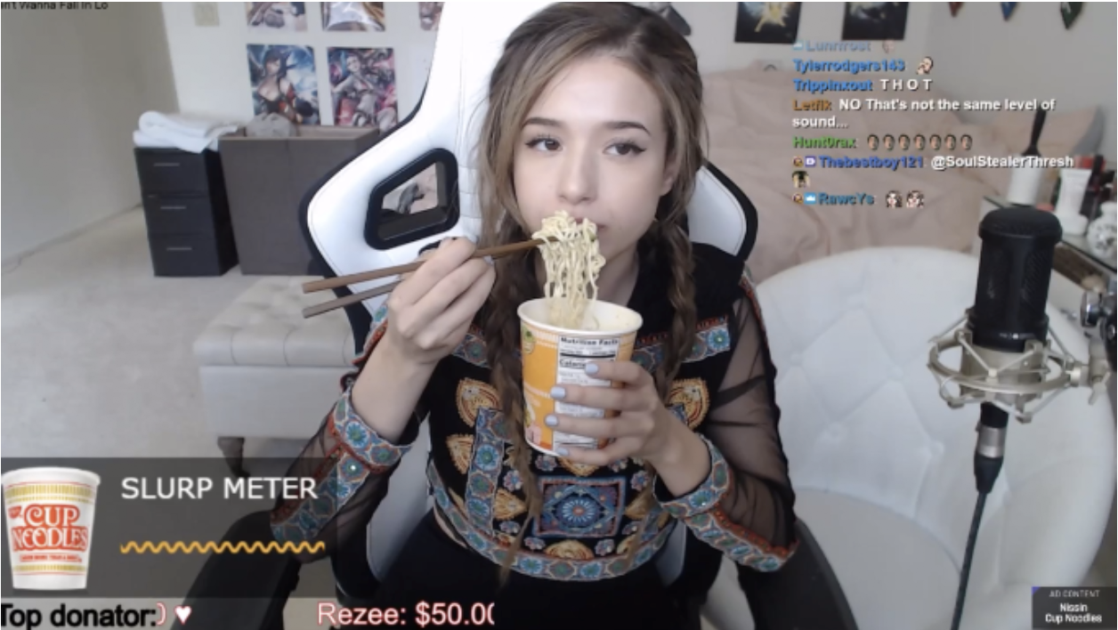 Pokemani’s live stream showed her eating Nissin noodles.